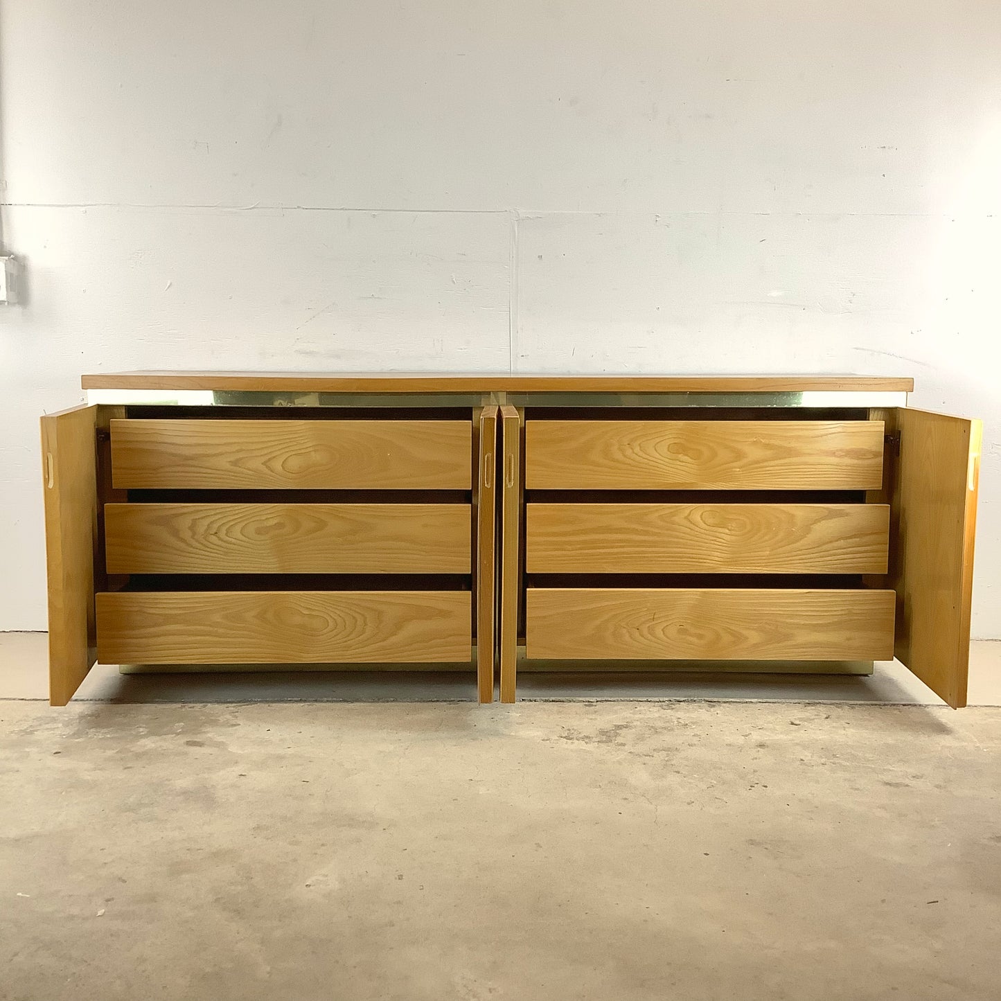 Vintage Modern Bamboo Dresser With Six Drawers