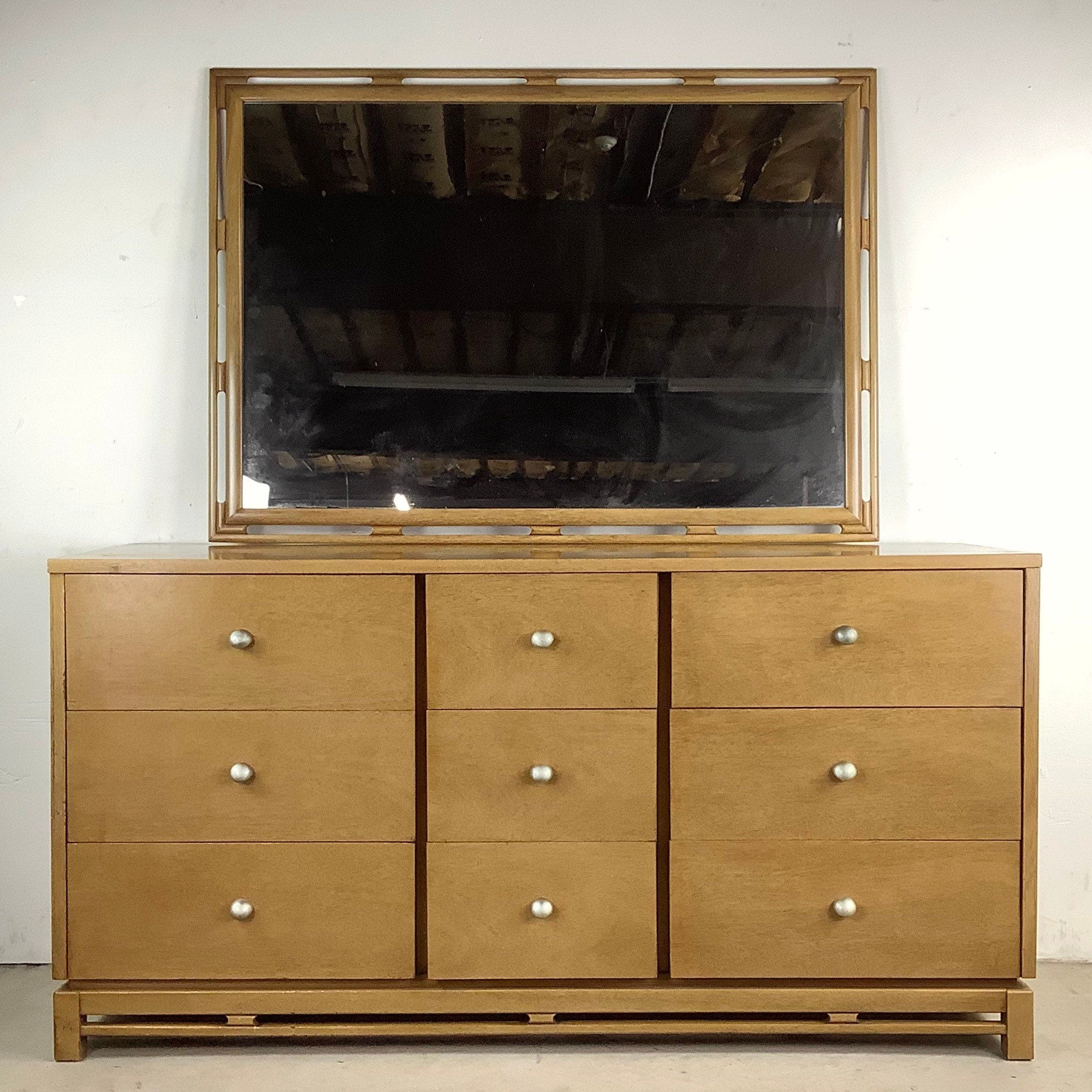 Kent coffey deals dresser with mirror